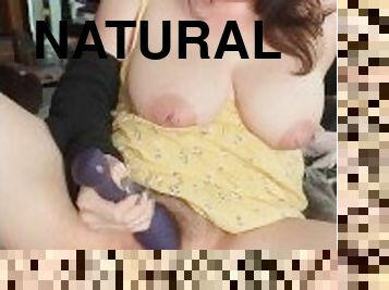 storatuttar, gigantisk, masturbation, bröstvårtor, orgasm, fitta-pussy, kvinnligt-sprut, knubbig, naturlig, piercad