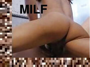 baignade, vieux, pisser, chatte-pussy, giclée, milf, ados, latina, maman, kinky