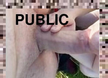 posisi-seks-doggy-style, di-tempat-terbuka, umum, amatir, blowjob-seks-dengan-mengisap-penis, pasangan, sudut-pandang, sperma
