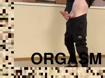 onani, orgasme, bøsse, pornostjerne, afrivning, trusser, sperm, kær, twink