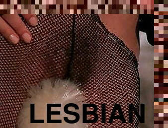 lesbo-lesbian, bdsm, sormettaminen, suuteleminen, runkkaus-spanking