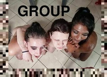 купання, оргія, сечовипускання, мінет, груповий-секс-groupsex, точка-зору, туалет, крихітна, фетиш, душ