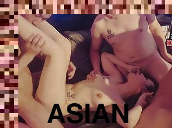 asiatiche, pecorina, amatoriali, mammine-mature, giovanissime, hardcore, vintage, gangbang, sesso-di-gruppo, sgualdrine