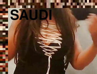 Beautiful Saudi girls NO.2