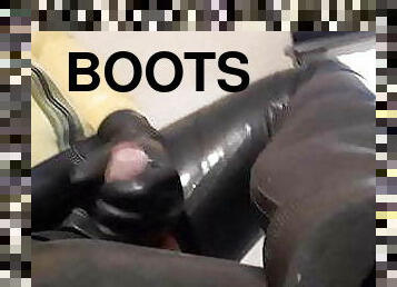 masturbação, gay, primeira-vez, ejaculação, latex, botas, borracha