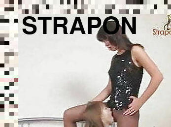 strapon, »εσβία̍-lesbian, àαιχνίδι̍, υρωπαίος̯±̍, υρωπαϊκό̍