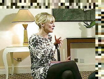 Louise Minchin Legs Short Skirt Black Tights