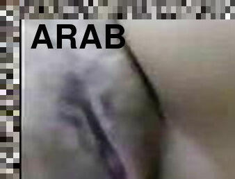 masturbation, chatte-pussy, arabe, bdsm, femme-habillée-mec-nu, ejaculation