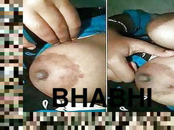 Today Exclusive-Sexy Desi Bhabhi Showing Big ...