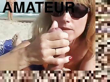 nudista, amateur, mamada, madurita-caliente, cámara, playa, voyeur, madura