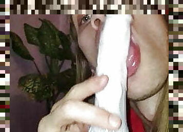 rusia, amatir, blowjob-seks-dengan-mengisap-penis, penis-besar, mainan, buatan-rumah, webcam, alat-mainan-seks, hutan-jungle, pengisapan