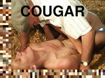 en-plein-air, ejaculation-sur-le-corps, granny, fellation-profonde, blonde, cougar