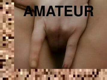 imens-huge, amatori, anal, neamt, cu-degetelul, solo, gaura-curului