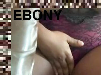 gros-nichons, masturbation, amateur, ébène, milf, branlette, belle-femme-ronde, gode, fétiche, solo