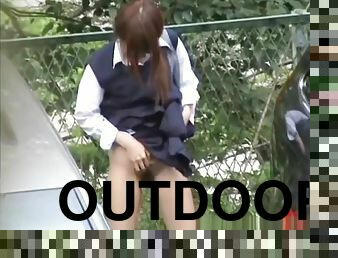 outdoor stood pissing japanese school girls