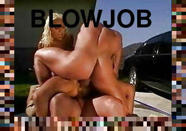 blowjob-seks-dengan-mengisap-penis, bintang-porno, mobil, bertiga, ganda, berhubungan-dengan-wajah, sperma, berambut-pirang, ditindik, menembus