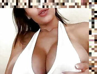 tetas-grandes, amateur, casero, latino, regordeta, natural, bonita, tetas