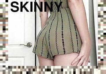 Skinny Nerd Has Sexy Body