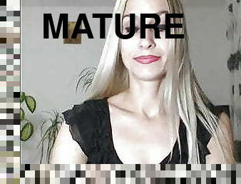 tettone, vulve-pelose, fichette, amatoriali, maturi, mammine-mature, calze, bionde, webcam, tette-pendule