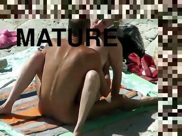 allaperto, pubblici, russe, maturi, videocamera, spiaggia, voyeur