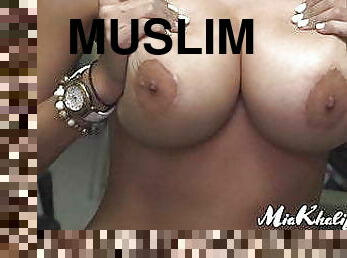 Kinky Muslim pornstar Mia Khalifa teases her tight pussy