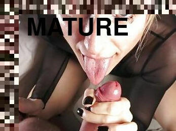 mature, fellation, milf, fellation-profonde, salope, ejaculation, pute, par-voie-orale