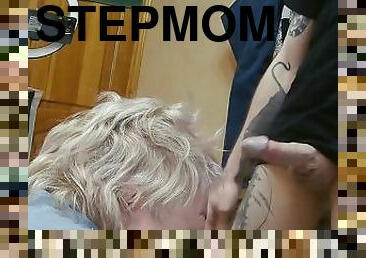 Stepmom ignores my cock and I cum on her hair