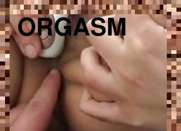 clitóris, masturbação, orgasmo, cona-pussy, esguincho, namorada, excitante, loira, sozinho, fecho