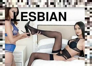 великі-цицьки, оргазм, піхва-pussy, лесбіянка-lesbian, збірник, фінгеринг, панчохи, жіноча-білизна, цицьки, сісти-на-обличчя