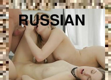 rusi, snimci, veliki-kurac, lezbejke, drkanje, duboko-grlo, grupnjak, grupni-seks, u-troje, lice
