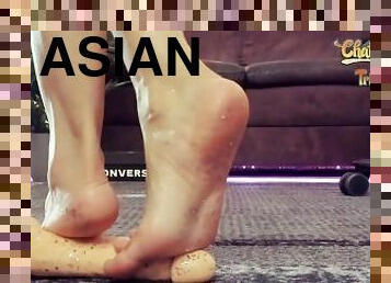 asiatique, amateur, pieds, webcam, gode, fétiche, solo, coréen, branlette-avec-les-pieds