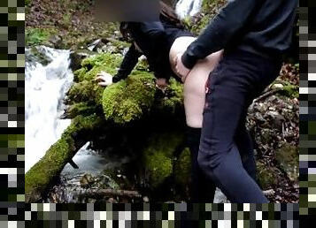 fuck a princess - big ass and big dick in public forest - Amateur Couple