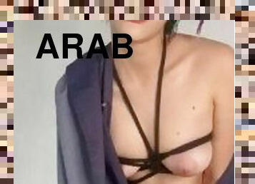 amatir, arab, bdsm-seks-kasar-dan-agresif, seorang-diri, bondage-seks-dengan-mengikat-tubuh, menggoda