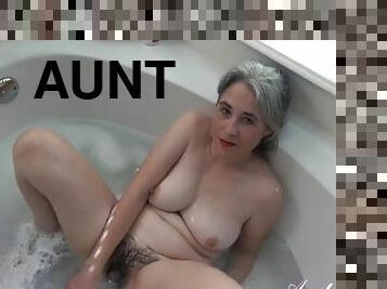 baignade, gros-nichons, poilue, chatte-pussy, amateur, mature, tante, naturel, seins-flasques