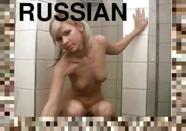bañando, clítoris, masturbación, coño-pussy, ruso, amateur, adolescente, con-los-dedos, rubia, mona