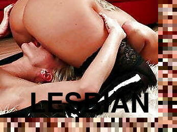 gros-nichons, chatte-pussy, lesbienne, doigtage, baisers, blonde, brunette