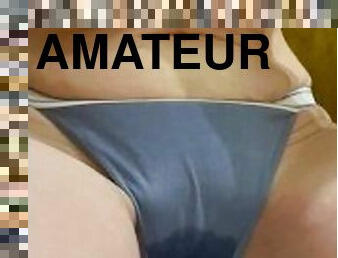 masturbation, pissande, amatör, milf, trosor, fetisch, ensam, små-bröst