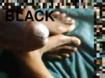 masturbation, amateur, ejaculation-sur-le-corps, énorme-bite, gay, branlette, black, pieds, secousses, ejaculation