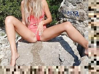 pisser, public, amateur, babes, plage, blonde, fétiche, solo