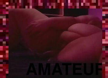 grosse, masturbation, chatte-pussy, giclée, amateur, jouet, maman, belle-femme-ronde, joufflue, doigtage