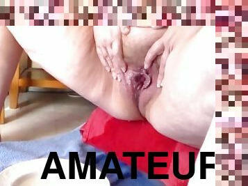 vieux, pisser, amateur, mature, couple, belle-femme-ronde, joufflue, plus-agée, fétiche, solo