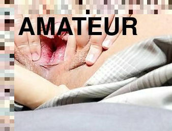 clitoris, masturbare-masturbation, pasarica, amatori, maurdara, solo, exchibitionist, uda