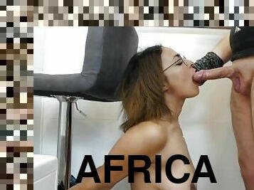 gros-nichons, lunettes, amateur, fellation, ébène, interracial, fellation-profonde, bdsm, black, ligotée