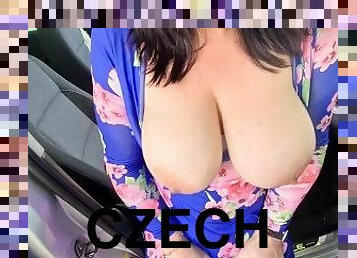 veľké-prsia, obrovské-huge, masturbácia, orgazmus, amatérske, milfka, bbw, bacuľaté, objemná, prsia