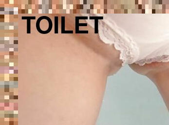 kencing, amatir, buatan-rumah, kamera, pasangan, pengintipan, celana-dalam-wanita, toilet, fetish-benda-yang-dapat-meningkatkan-gairah-sex