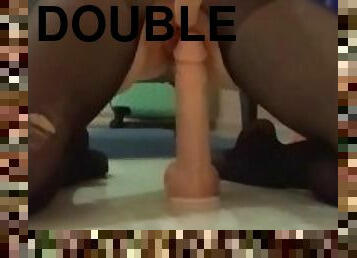 I love double penetration squirt! !!!