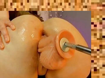 Tight Pussy vs Thick Dildo on FuckMachine