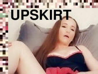 masturbation, fitta-pussy, slyna, under-kjolen, trosor, sprut, rakad, exhibitionist, påklätt-sex, close-up