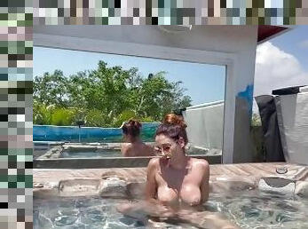 tetas-grandes, masturbación, amateur, pajeándose, italiano, tetas, a-solas, jacuzzi