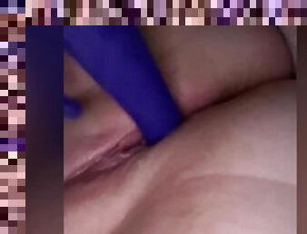 Chubby girl cant stop squirting